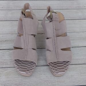 Donald Pliner Geneva Beige Suede Heeled Sandals With Snake Skin Heels Size 9